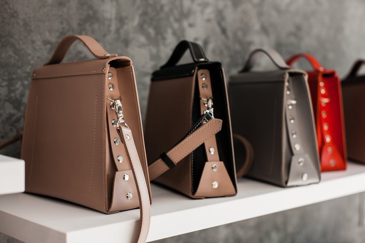 Fintava Structured Satchel view 2